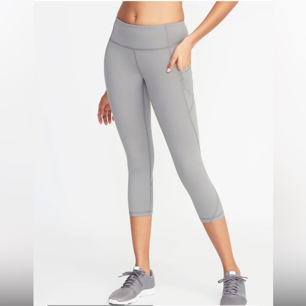 Old Navy Elevate mesh trim leggings